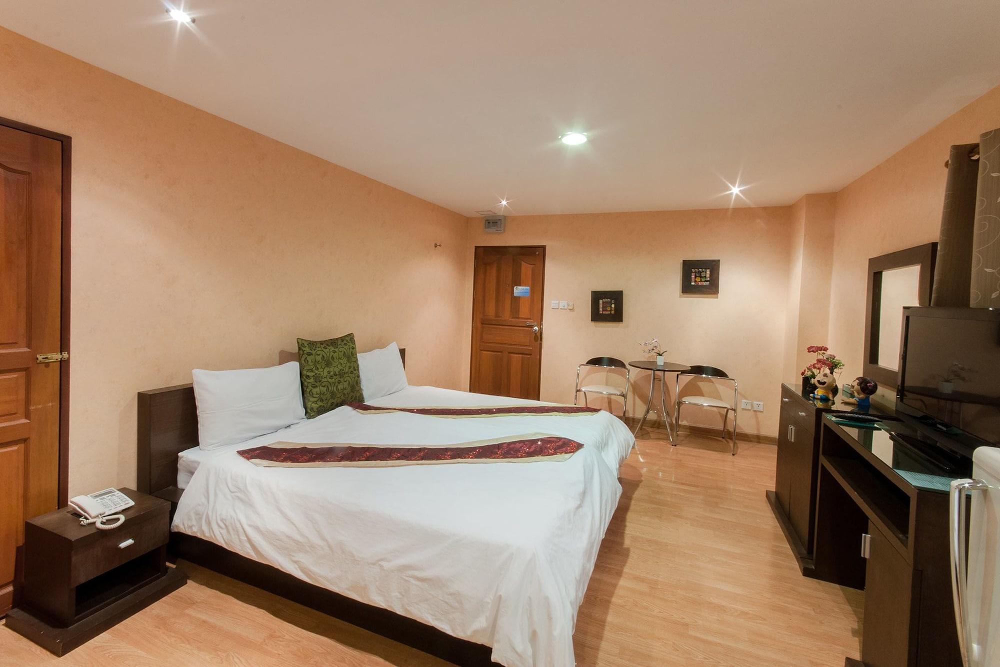 Sa-Bai-Dee Condo Chonburi Exteriör bild