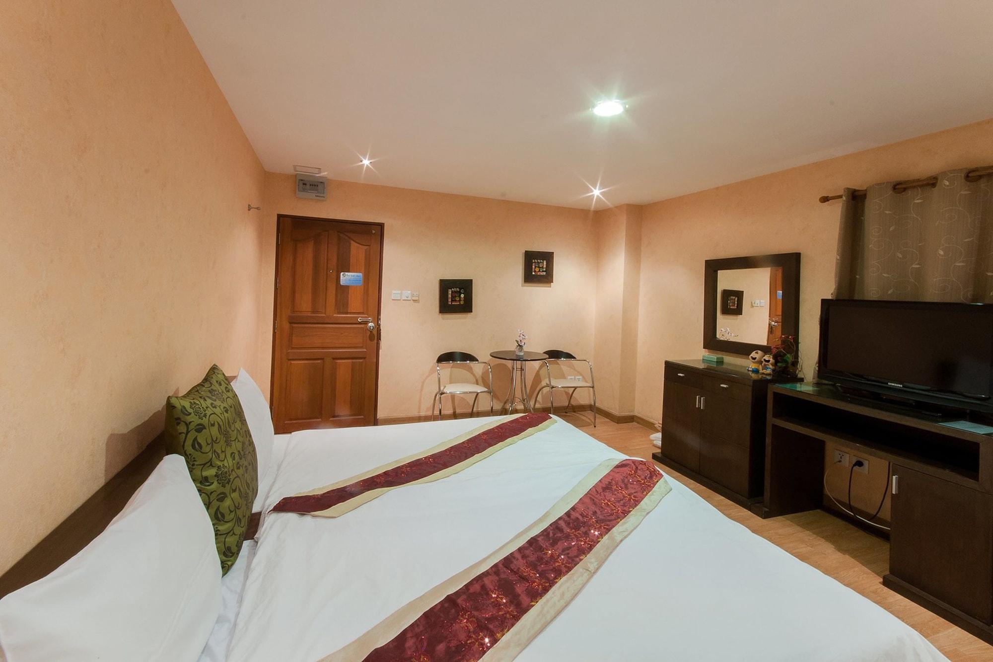 Sa-Bai-Dee Condo Chonburi Exteriör bild