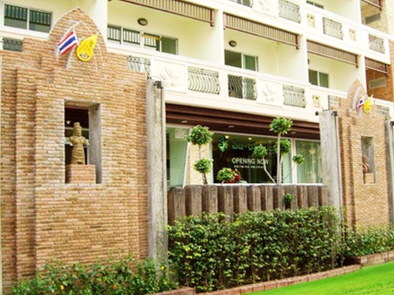 Sa-Bai-Dee Condo Chonburi Exteriör bild